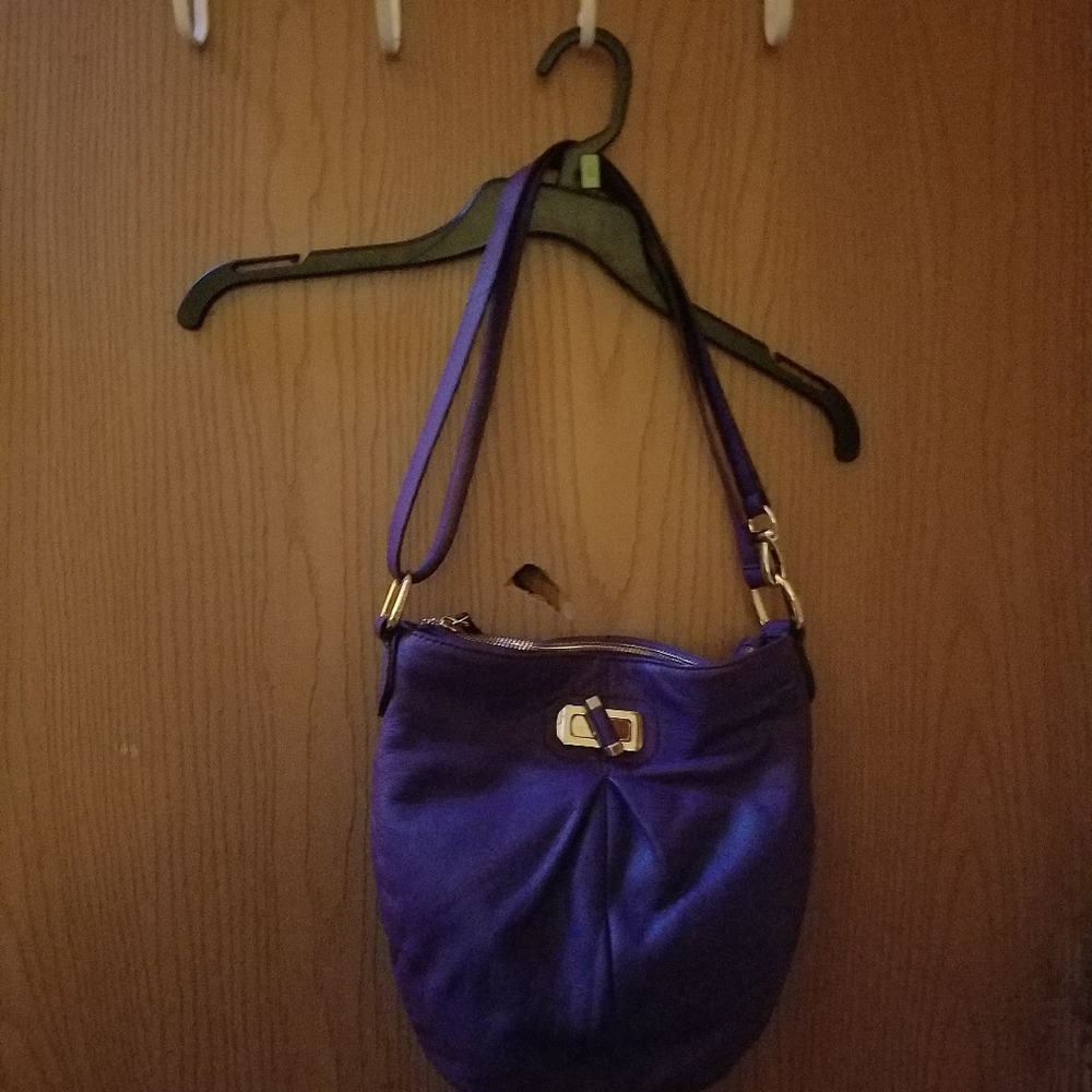 Handbag - Picture 3 of 4